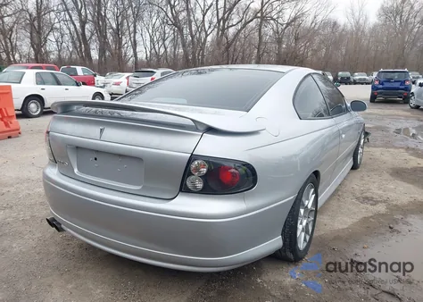 2004 Pontiac Gto z USA, uszkodzony, nr VIN 6G2VX12G24L187903
